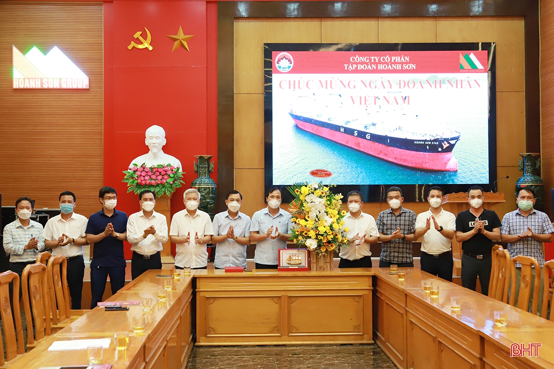 Hà Tĩnh tiếp tục cải thiện môi trường đầu tư, tạo điều kiện thuận lợi để doanh nghiệp phát triển