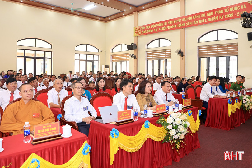 Các đại biểu tham dự đại hội.