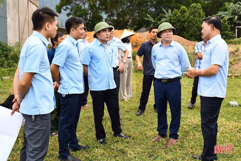 Lãnh đạo thị xã Kỳ Anh kiểm tra công tác GPMB dự án trên địa bàn.