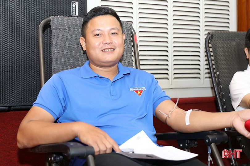 hiến máu 4.jpg