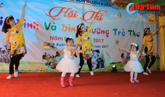 gia dinh va dinh duong tre tho