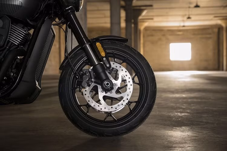 moto harley street rod 750 moi chot gia 198 trieu