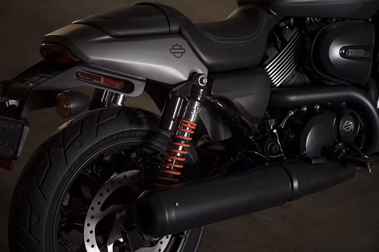 moto harley street rod 750 moi chot gia 198 trieu