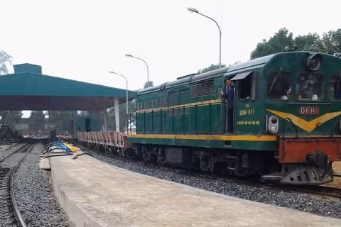 khoi dong du an duong sat vieng chan vung ang