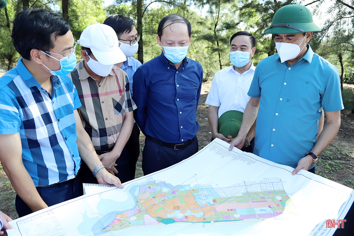 Chủ tịch UBND tỉnh Hà Tĩnh: Đầu tư đồng bộ hạ tầng để thu hút doanh nghiệp vào cụm công nghiệp