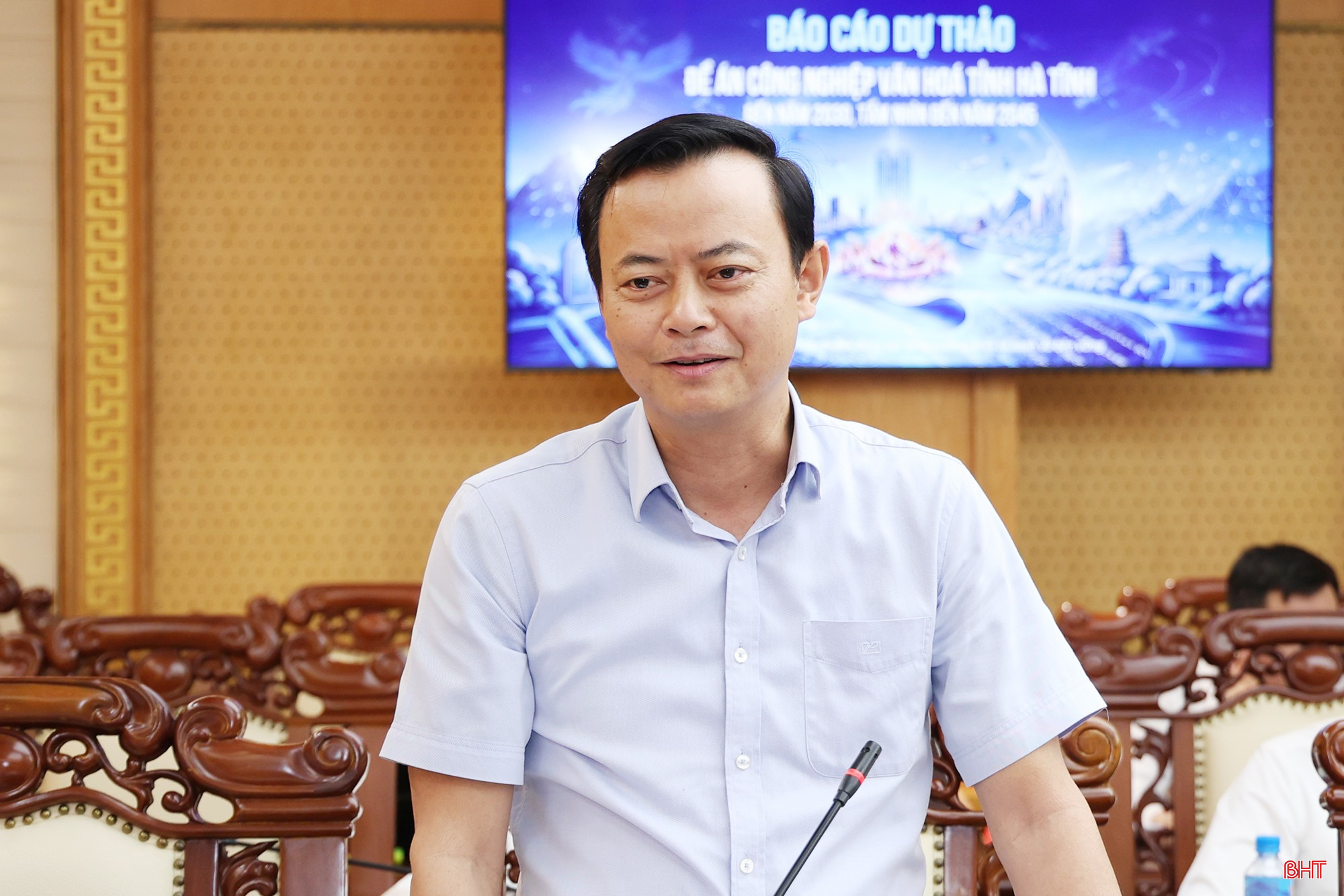 Đồng chí Hà Văn Hùng - Ủy viên BTV, Trưởng ban Tuyên giáo Tỉnh ủy cho ý kiến về các nội dung liên quan.