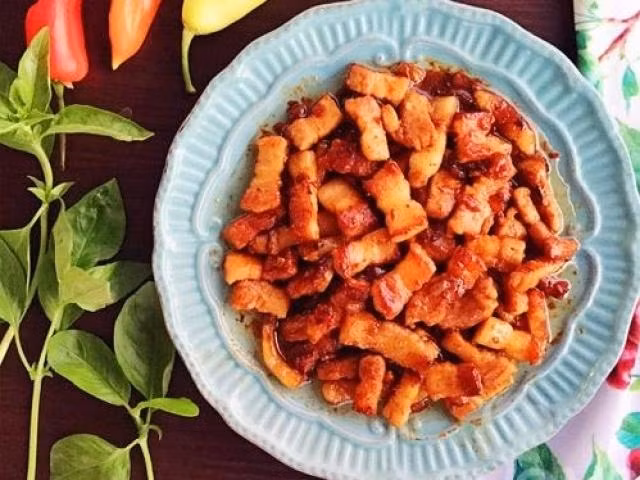 Thịt ba chỉ kho su hào lạ miệng ngon miễn chê