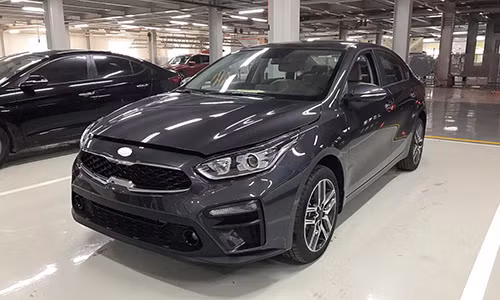 Loạt ô tô mới hâm nóng thị trường Việt mùa cận Tết