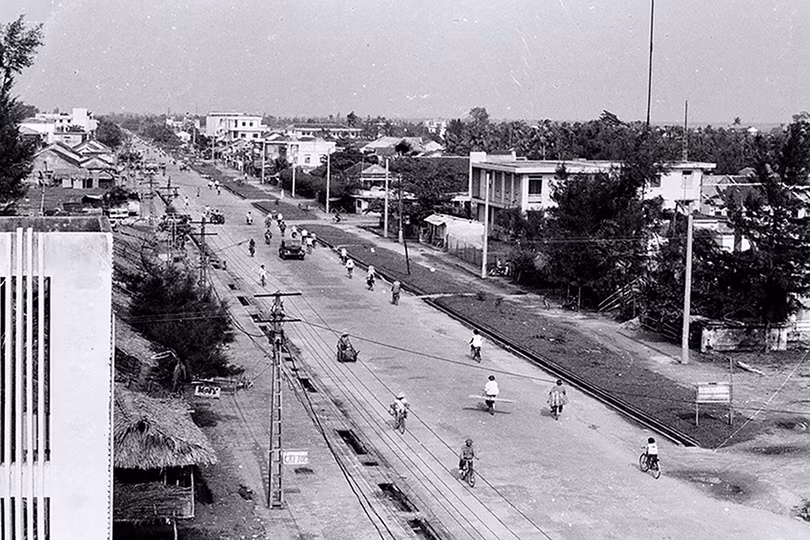 duong-phan-dinh-phung-xua-7710.jpg
