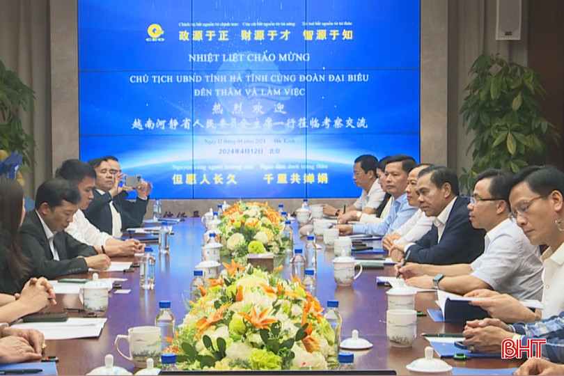 và làm việc vơi Tập đoàn Xây dựng Thái Bình Dương00000000.jpg