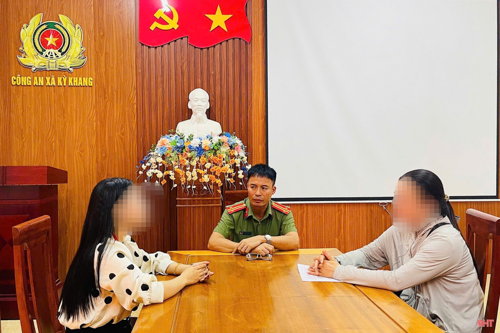 bqbht_br_tung-tin-ky-khang.jpg
