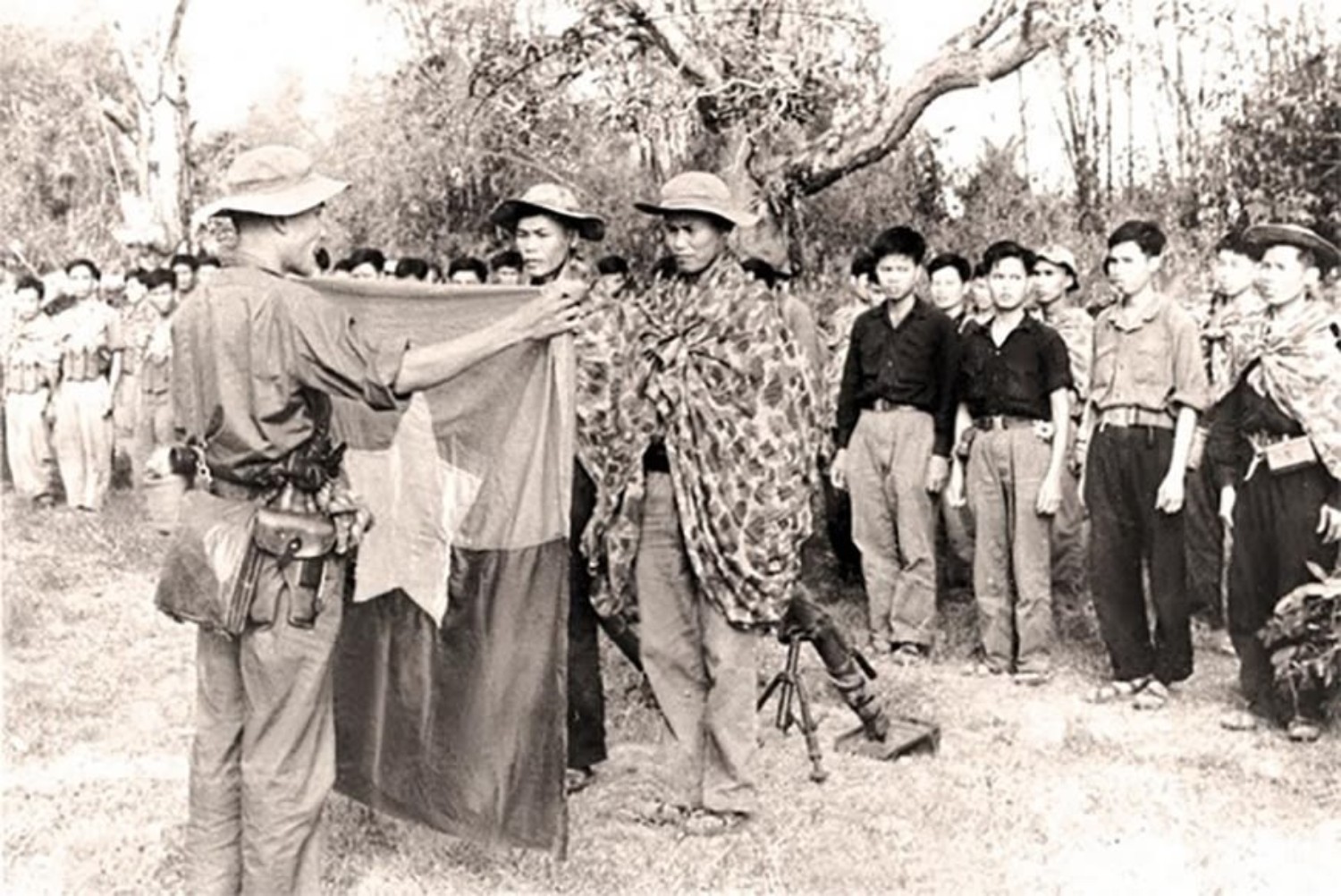 quan-giai-phong-mien-nam-viet-nam-nhan-co-va-menh-lenh-chien-dau-truoc-gio-xuat-kich-tai-cuoc-tong-tien-cong-va-noi-day-tet-mau-than-1968-anh-qdndvn-870x581-7177.jpg