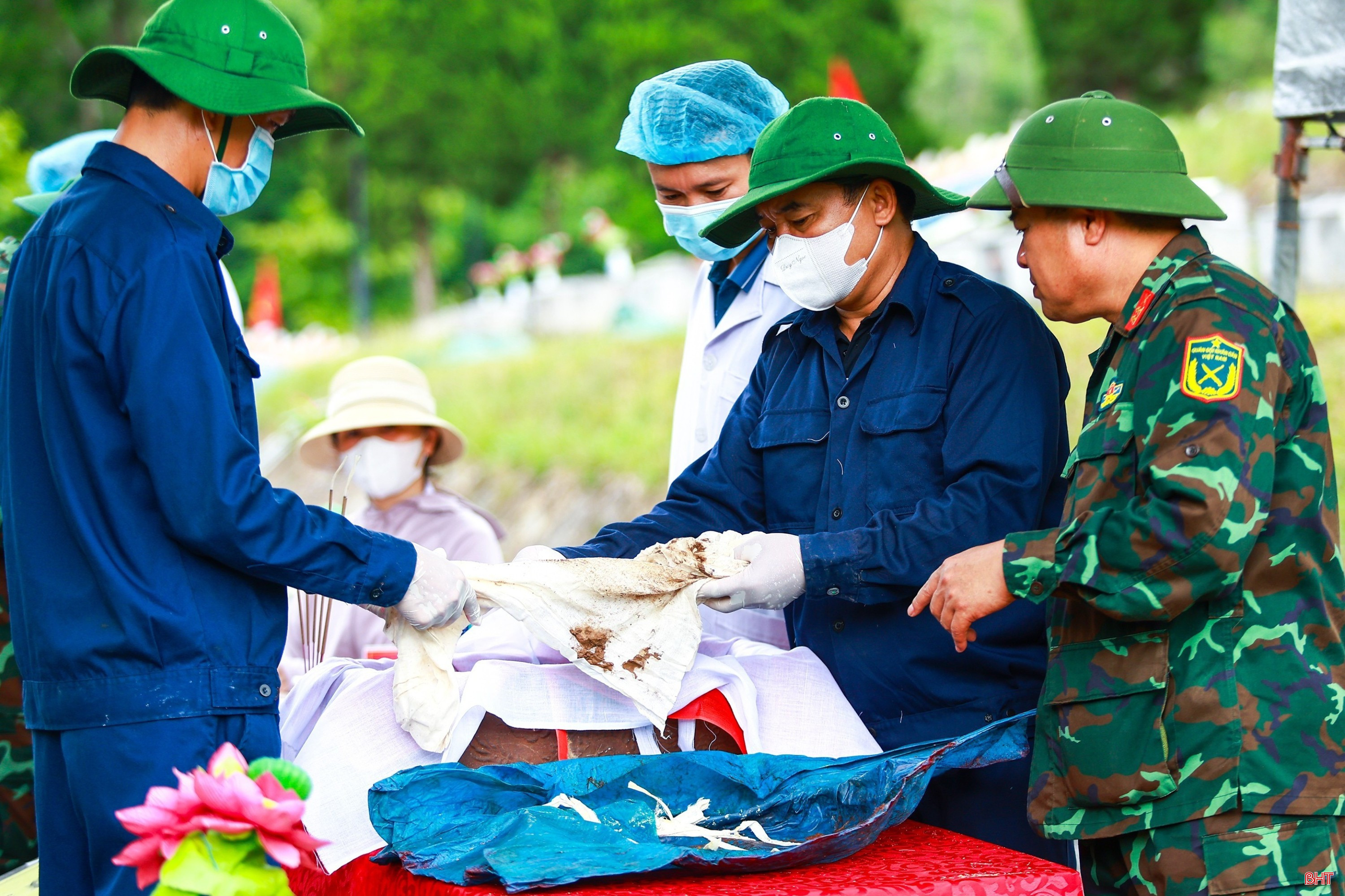 bqbht_br_bht-brd-anh-7-3323.jpg