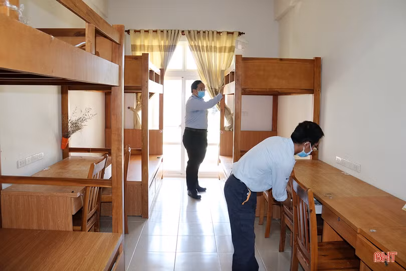 Doanh nghiệp KKT Vũng Áng thực hiện “3 tại chỗ”, siết chặt phòng dịch COVID-19