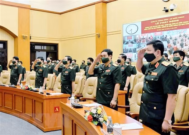 Phát động thi đua đặc biệt quân đội cùng cả nước đoàn kết chống dịch