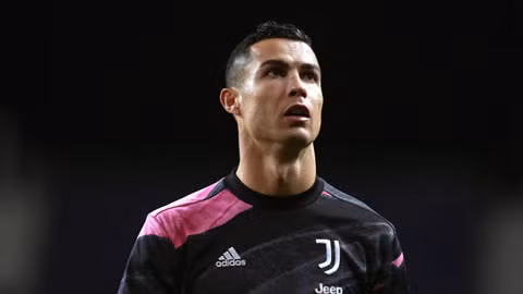 Ronaldo chỉ có thể gia nhập Man City hoặc PSG