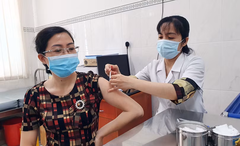 Biến thể Delta dễ bị tiêu diệt hơn ở người đã tiêm vaccine