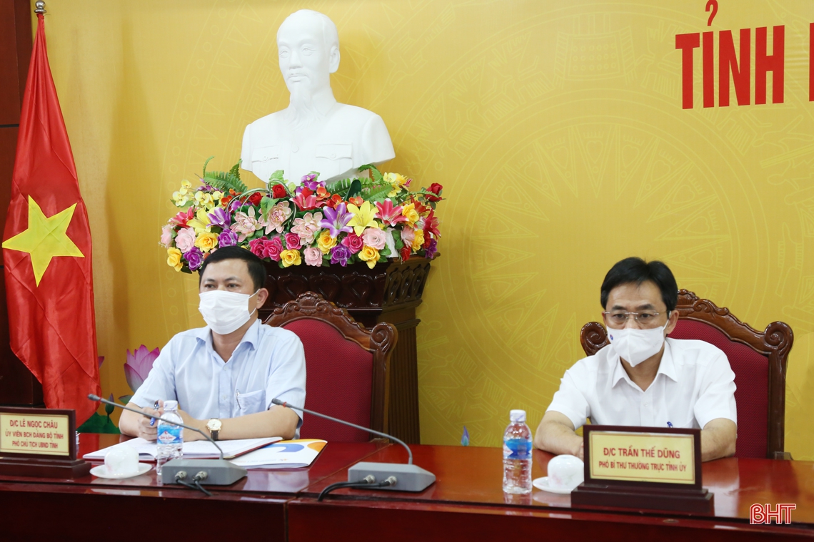Kết hợp hài hòa giữa phòng ngự và tấn công dịch Covid-19