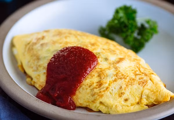 Trứng cuộn cơm rang vừa ăn vừa thèm