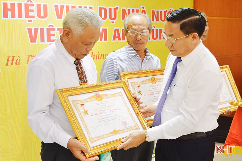 Hà Tĩnh truy tặng danh hiệu “Bà mẹ Việt Nam Anh hùng” cho 15 mẹ
