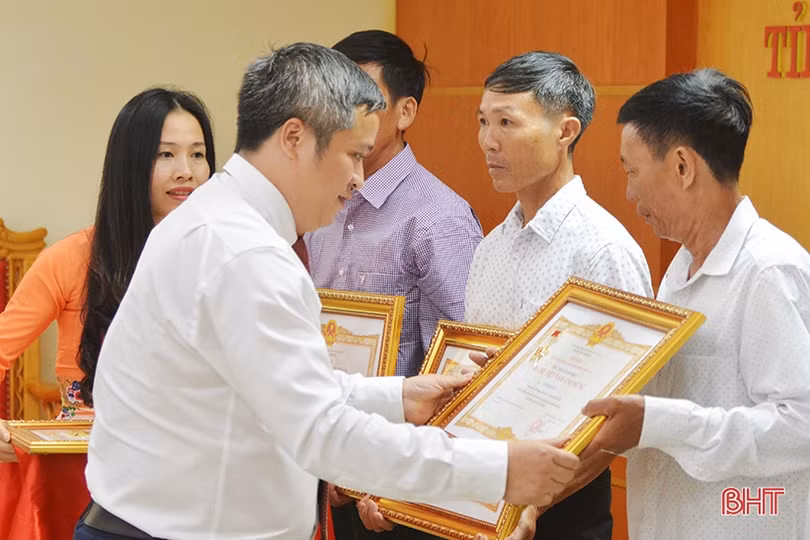 Hà Tĩnh truy tặng danh hiệu “Bà mẹ Việt Nam Anh hùng” cho 15 mẹ