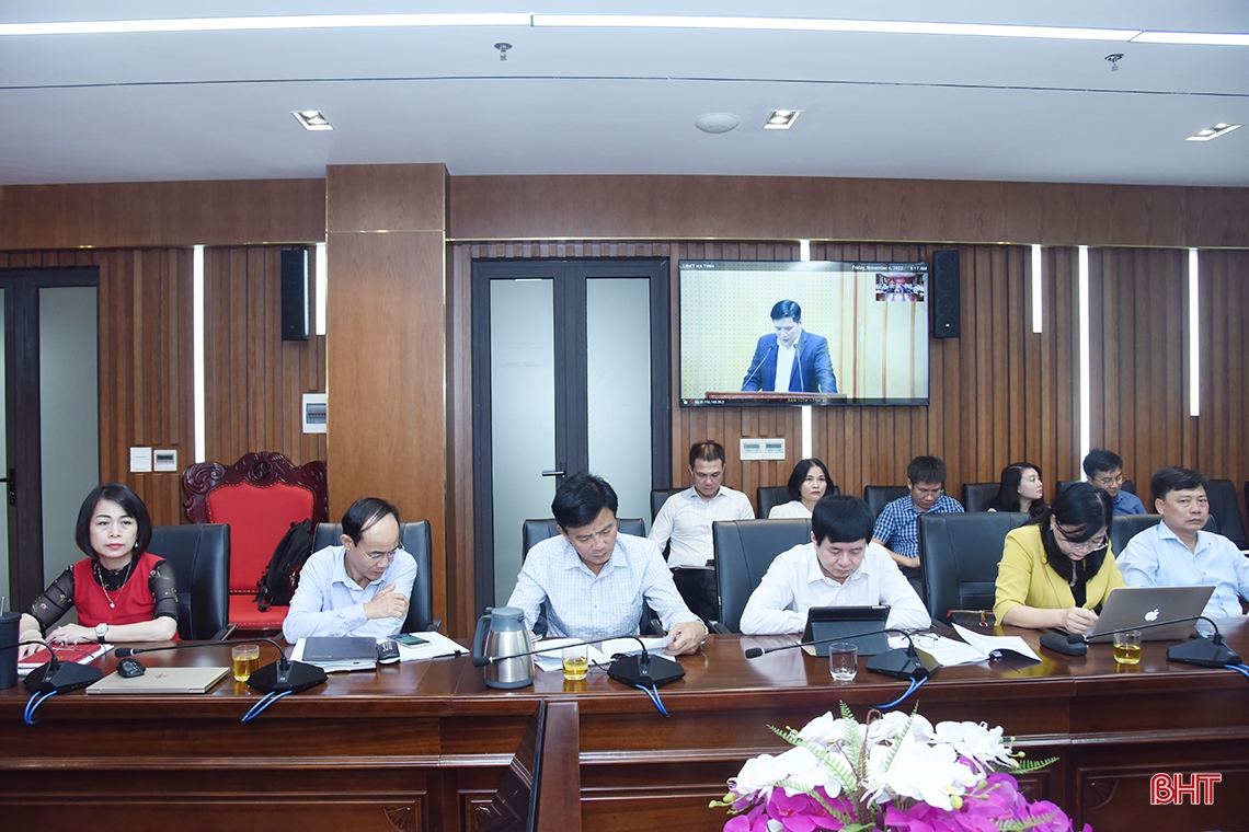 Hà Tĩnh góp ý dự thảo báo cáo sơ kết 5 năm thực hiện nghị quyết về sắp xếp tổ chức bộ máy