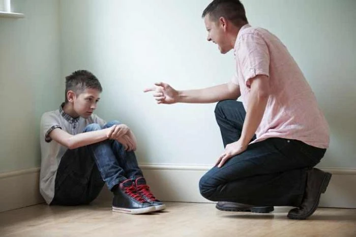 tac hai cua viec giao duc tre qua khac nghiet