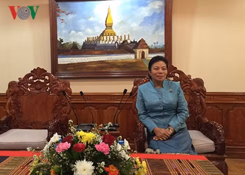 Tổng Bí thư, Chủ tịch nước Lào bắt đầu thăm chính thức Việt Nam ảnh 2