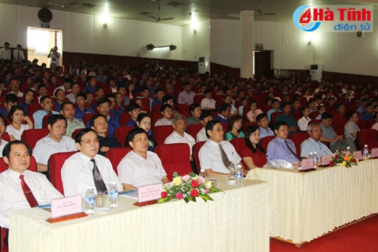 Long trọng lễ kỷ niệm 130 năm ngày Quốc tế Lao động 1/5 ảnh 2 Long trọng lễ kỷ niệm 130 năm ngày Quốc tế Lao động 1/5 ảnh 2