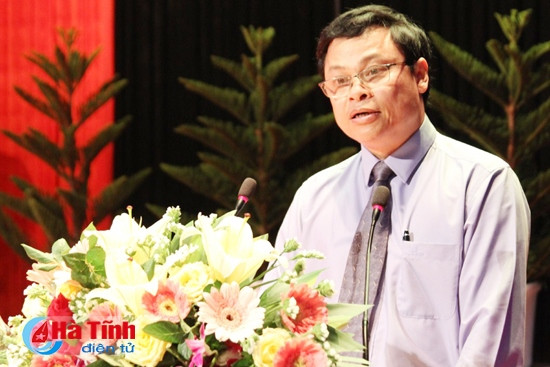 Trưởng Ban Dân vận Tỉnh ủy Phan Cao Thanh: Chăm lo đời sống vật chất tinh thần, đảm bảo quyền và lợi ích hợp pháp, chính đáng cho NLĐ… NLĐ cần tích cực lao động, sản xuất; là hạt nhân tích cực, tiêu biểu đóng góp vào sự phát triển của doanh nghiệp nói riêng và toàn tỉnh nói chung. Trưởng Ban Dân vận Tỉnh ủy Phan Cao Thanh: Chăm lo đời sống vật chất tinh thần, đảm bảo quyền và lợi ích hợp pháp, chính đáng cho NLĐ… NLĐ cần tích cực lao động, sản xuất; là hạt nhân tích cực, tiêu biểu đóng góp vào sự phát triển của doanh nghiệp nói riêng và toàn tỉnh nói chung.