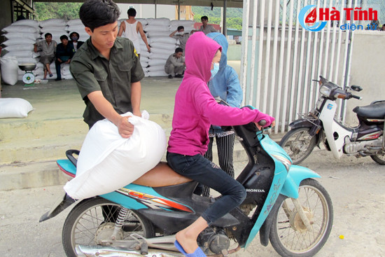 ha tinh lap duong day nong thao go kho khan cho ngu dan