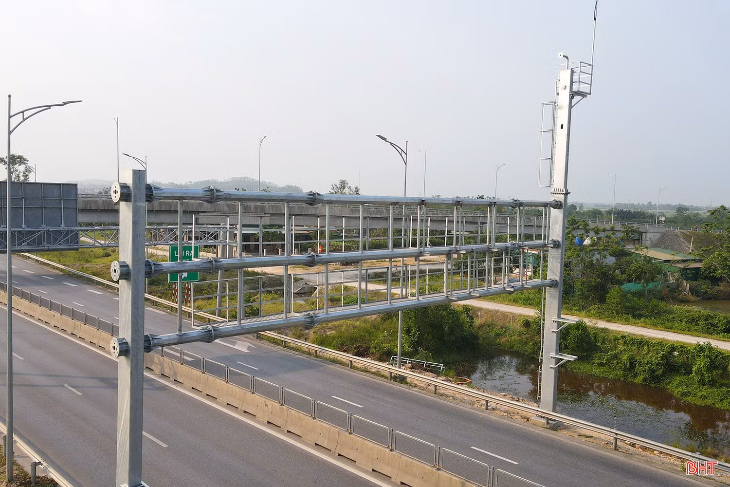 bqbht_br_tram-thu-phi-cao-toc-qua-ha-tinh-2a.jpg