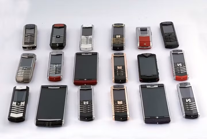 Chiêm ngưỡng bộ sưu tập điện thoại cổ trị giá hàng chục tỷ đồng