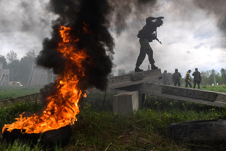 Ảnh: Trinh sát Nga đọ sức tại thao trường Koltsovo ở Novosibirsk