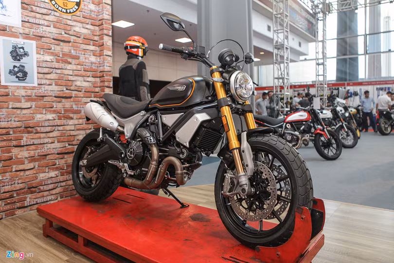 Ducati Scrambler Sport 1100 giá 505 triệu đồng tại VN