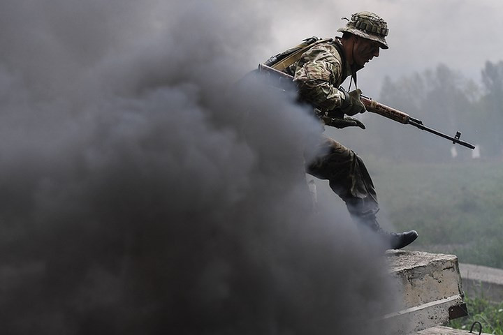 Ảnh: Trinh sát Nga đọ sức tại thao trường Koltsovo ở Novosibirsk