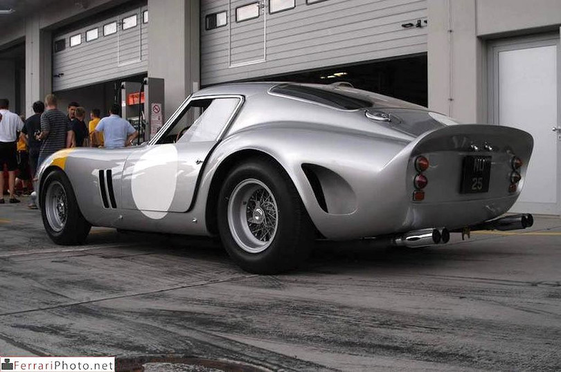 Sốc với Ferrari 250 GTO đắt nhất Thế giới có giá 1.587 tỷ<time></time>