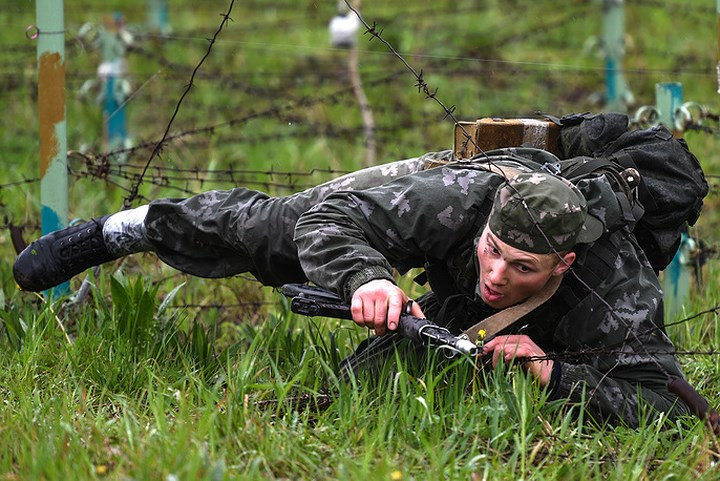 Ảnh: Trinh sát Nga đọ sức tại thao trường Koltsovo ở Novosibirsk