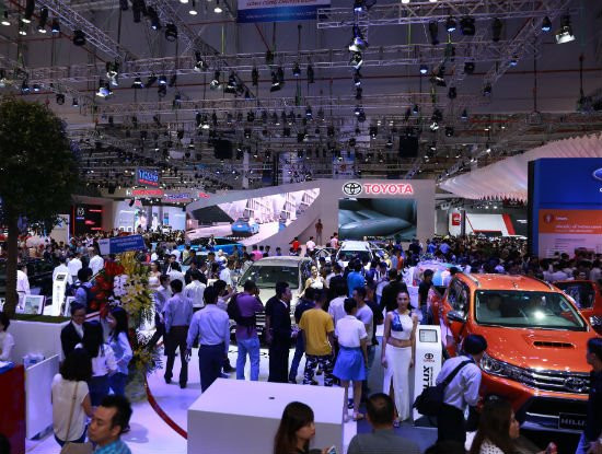 Ô tô nhập khẩu vẫn chưa thể dễ dàng về Việt Nam ảnh 1 Ô tô nhập khẩu vẫn chưa thể dễ dàng về Việt Nam