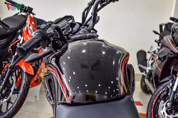 Honda CB150 Verza 2018 đầu tiên tại Việt Nam có giá 40 triệu đồng