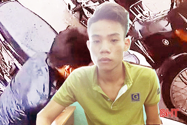 Chơi bi-a về, ghé trộm xe máy gia chủ để ngoài sân!