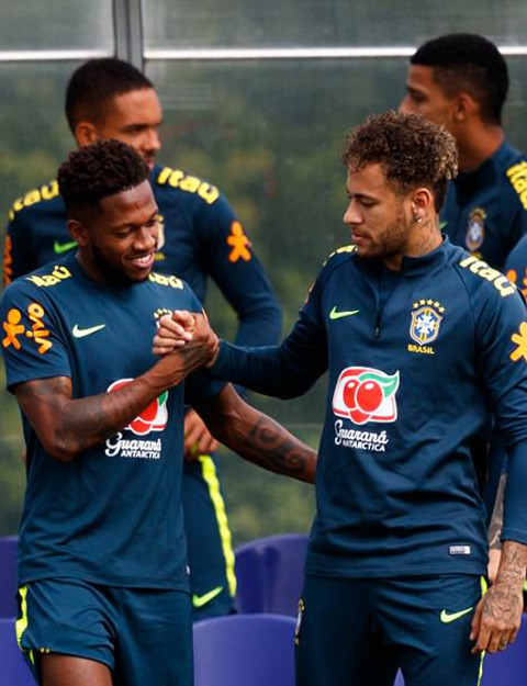 Argentina huỷ giao hữu vì Messi. Lichtsteiner ra mắt Arsenal. Buffon bị treo giò 3 trận ảnh 1 Argentina huỷ giao hữu vì Messi. Lichtsteiner ra mắt Arsenal. Buffon bị treo giò 3 trận