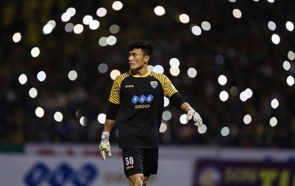 Đặng Văn Lâm vẫn ‘bay’, Bùi Tiến Dũng rồi sẽ ra sao...