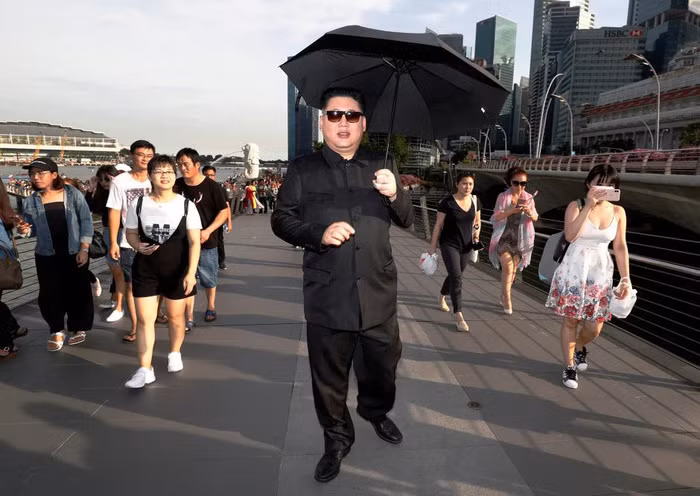 Kim Jong Un giả bị tạm giữ, thẩm vấn tại Singapore