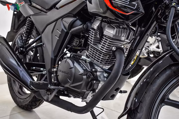 Honda CB150 Verza 2018 đầu tiên tại Việt Nam có giá 40 triệu đồng