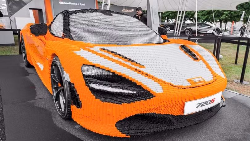 Siêu xe McLaren 720S làm từ 280.000 viên Lego