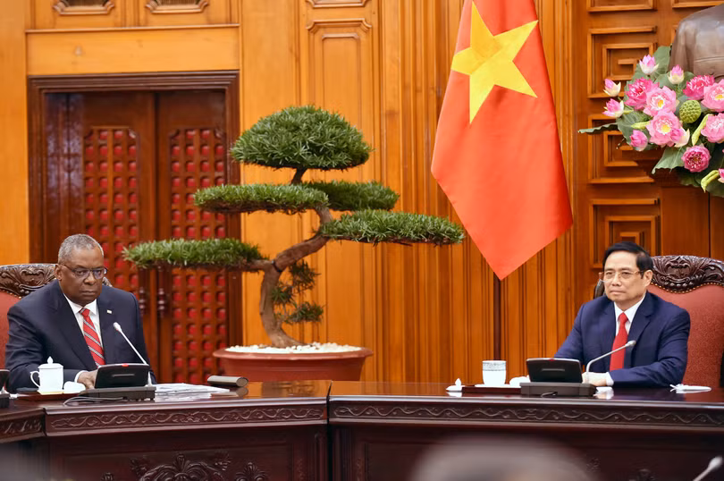 Thủ tướng Phạm Minh Chính tiếp Bộ trưởng Quốc phòng Hoa Kỳ