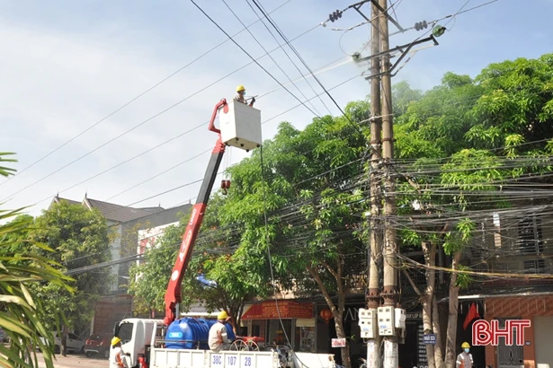 Làm gì khi liên tiếp xảy ra tai nạn điện trong dân ở Hà Tĩnh?