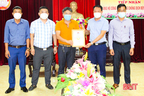 Các đơn vị, doanh nghiệp tiếp tục hỗ trợ Hà Tĩnh phòng, chống dịch COVID-19