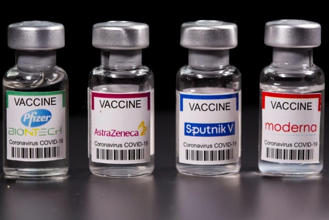 Nga thử nghiệm tiêm trộn AstraZeneca và Sputnik V